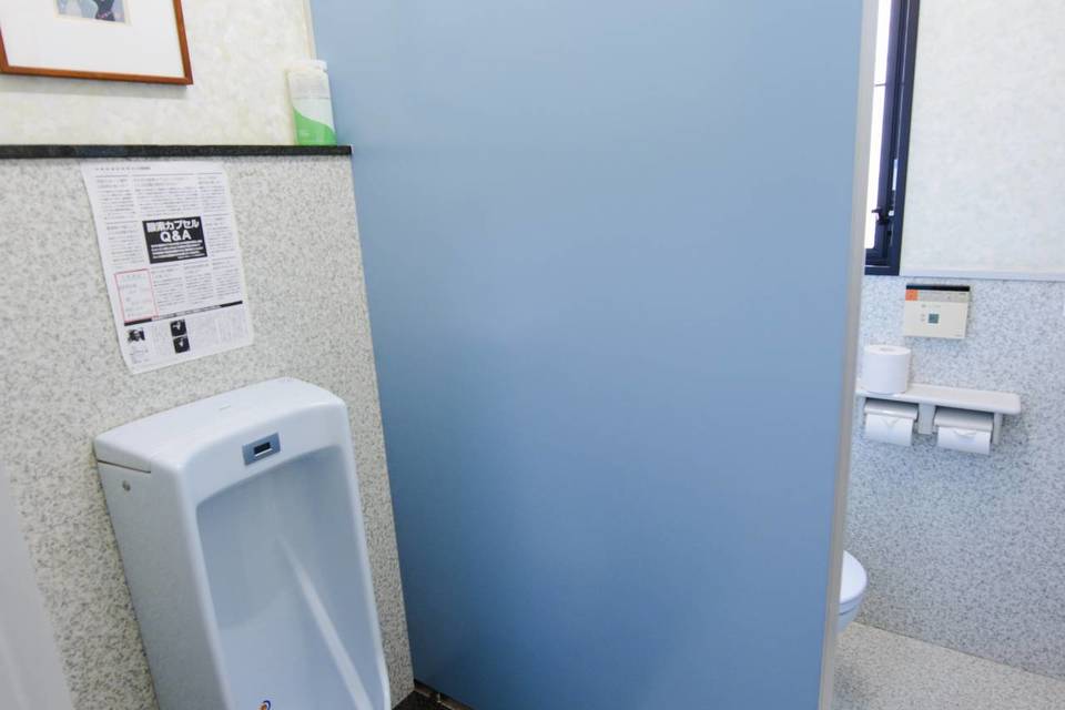 男子トイレの画像